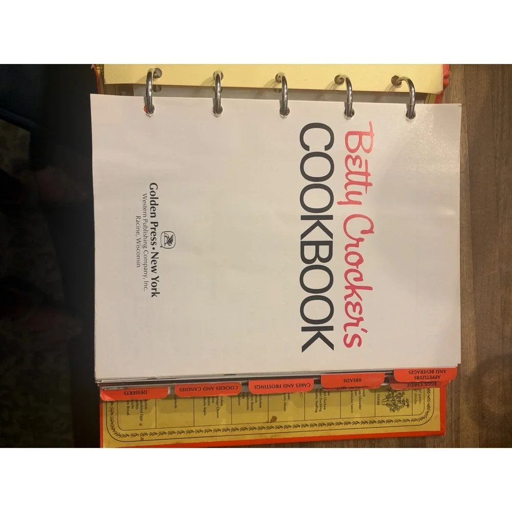 Vintage Betty Crocker Cookbook 5 Ring Spiral Binder Golden Press Red Retro 1969